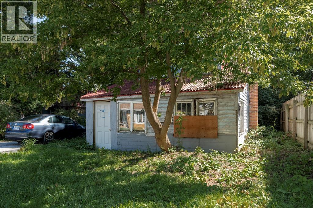 1988 Beachwood Avenue, Sarnia, Ontario  N0N 1C0 - Photo 13 - 26021758