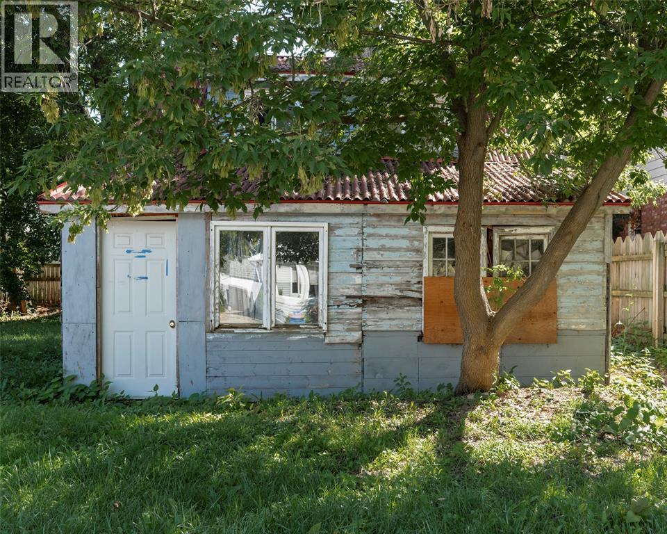1988 Beachwood Avenue, Sarnia, Ontario  N0N 1C0 - Photo 15 - 26021758