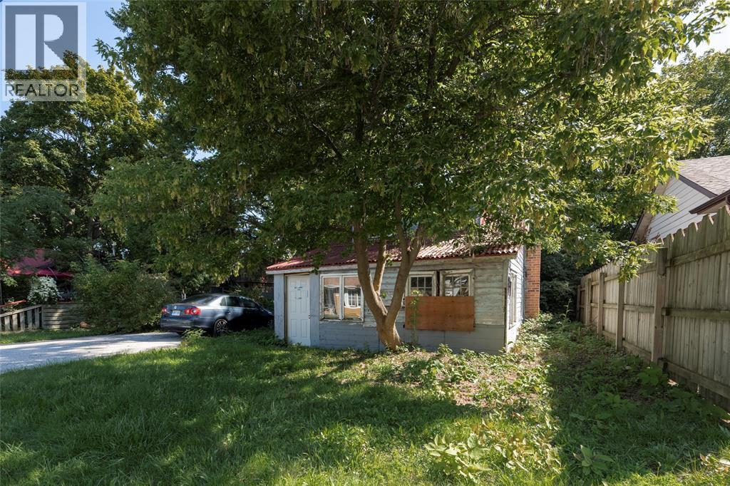 1988 Beachwood Avenue, Sarnia, Ontario  N0N 1C0 - Photo 18 - 26021758