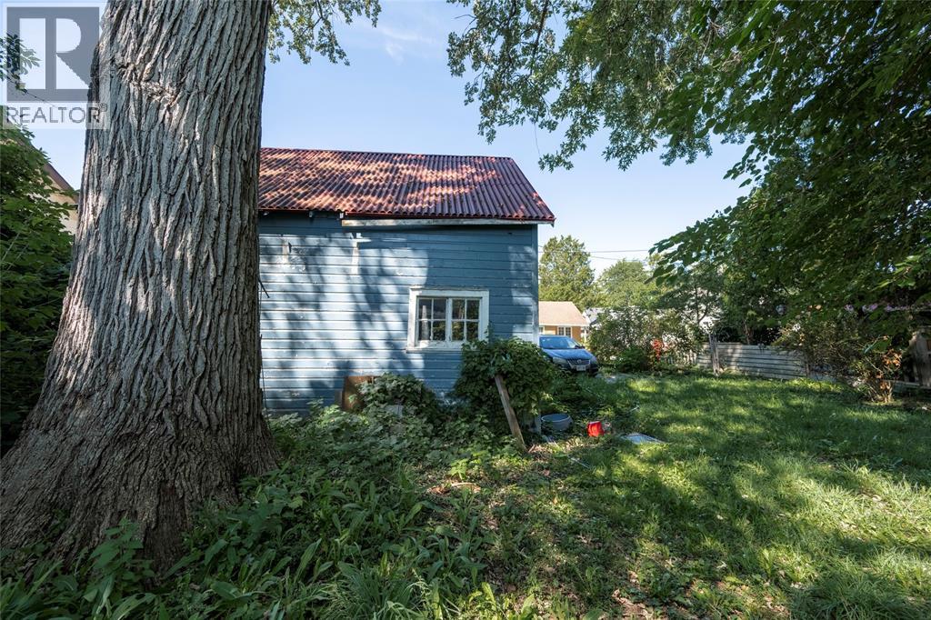 1988 Beachwood Avenue, Sarnia, Ontario  N0N 1C0 - Photo 6 - 26021758