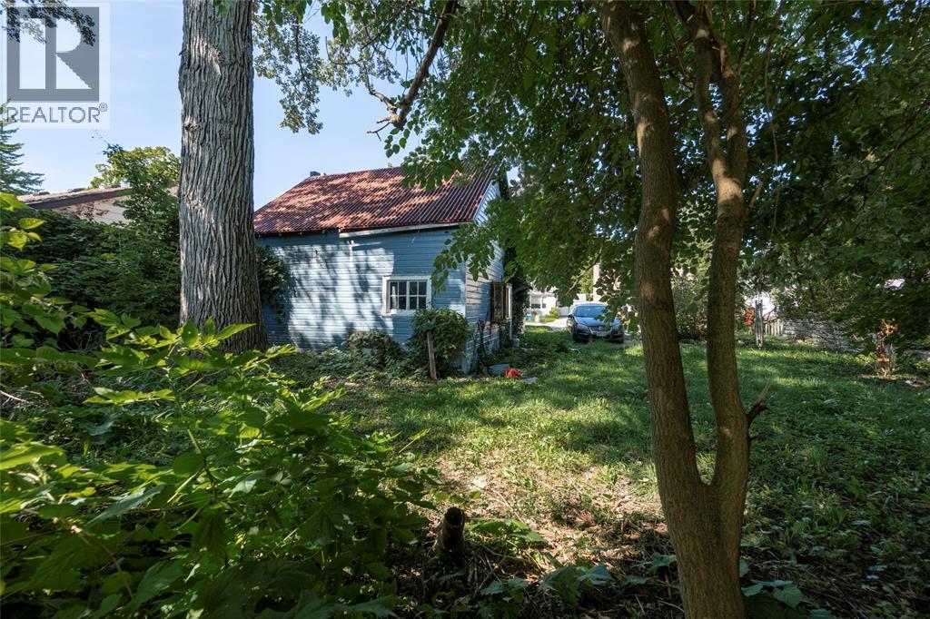 1988 Beachwood Avenue, Sarnia, Ontario  N0N 1C0 - Photo 7 - 26021758