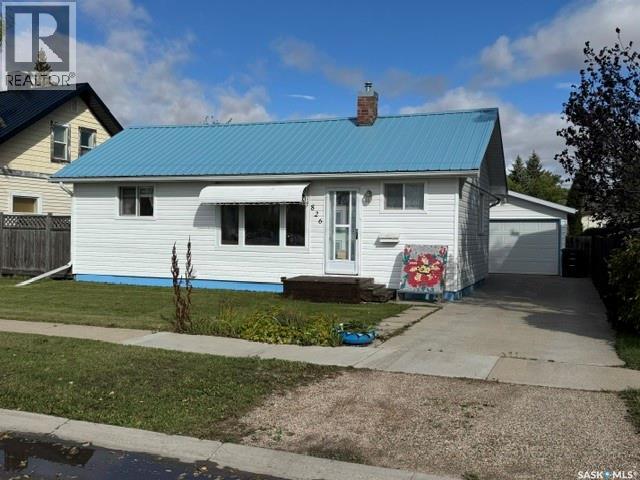 826 10th Street, Humboldt, Saskatchewan  S0K 2A0 - Photo 1 - SK047892