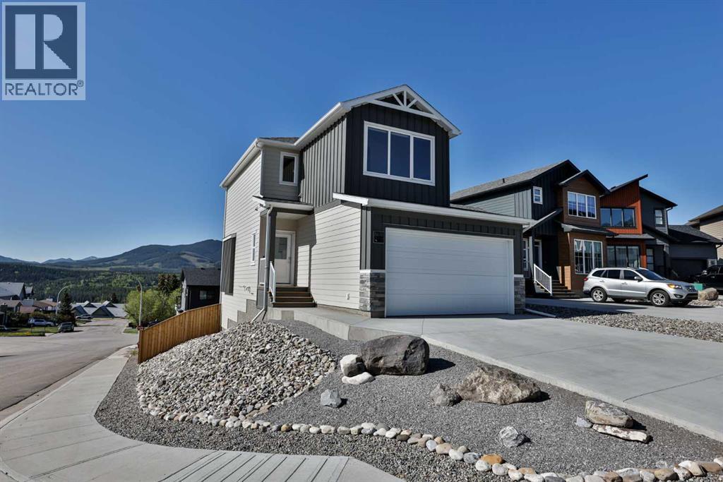 8618 25 Avenue, Coleman, Alberta