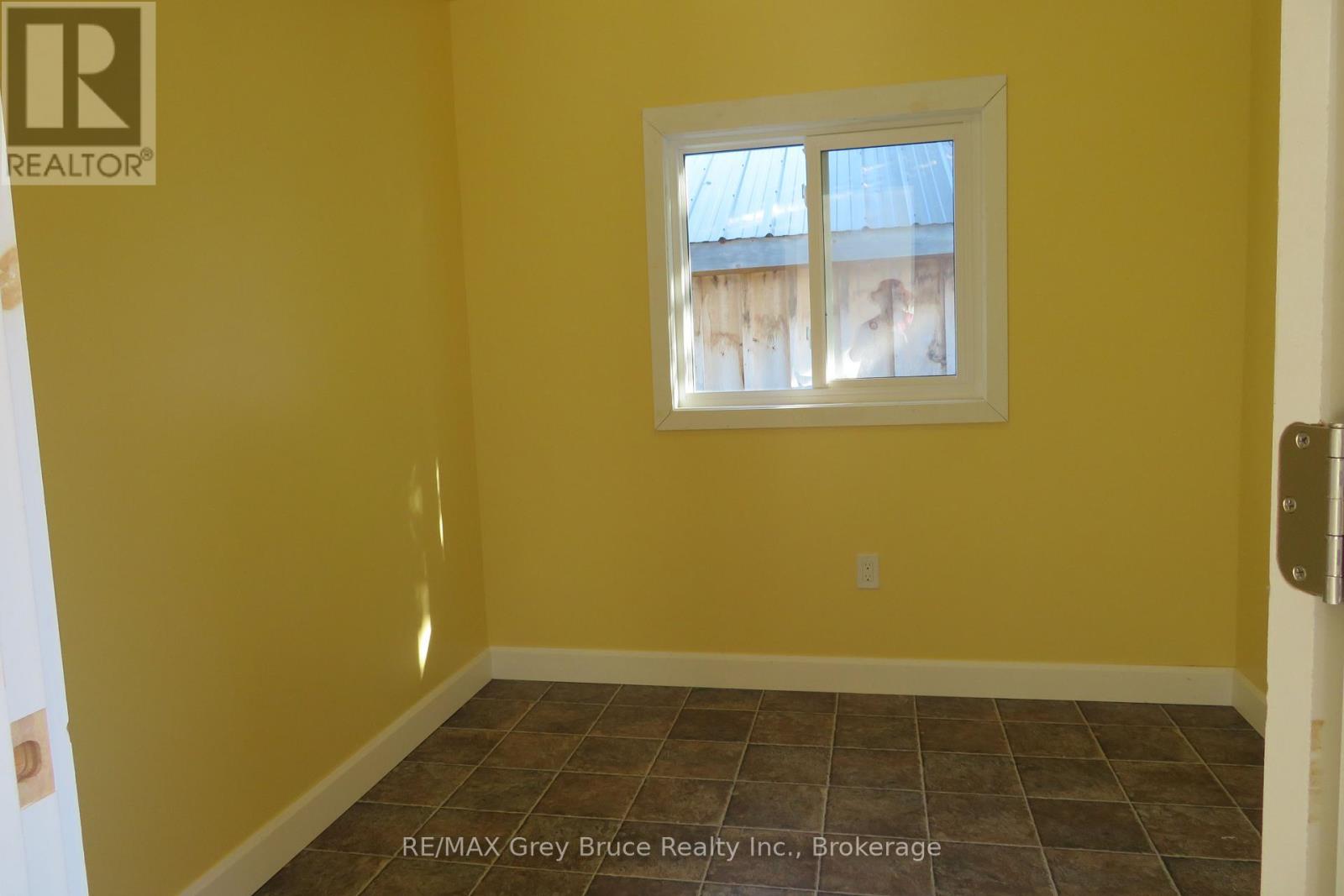 8 Helen Street, Northern Bruce Peninsula, Ontario  N0H 1W0 - Photo 27 - X13757738