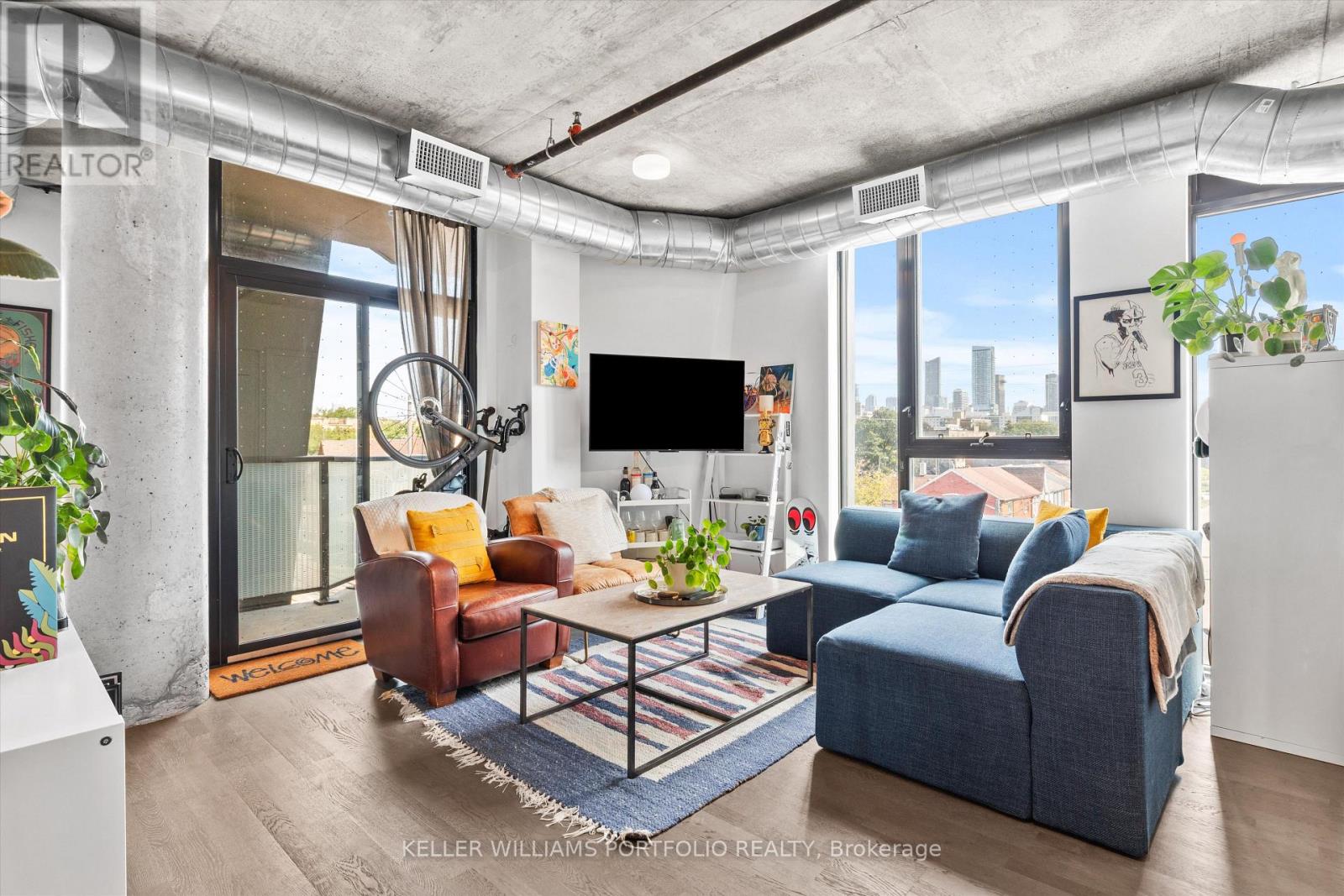404 - 109 Wolseley Street, Toronto (Trinity-Bellwoods), Ontario  M6J 1K1 - Photo 2 - C13757708