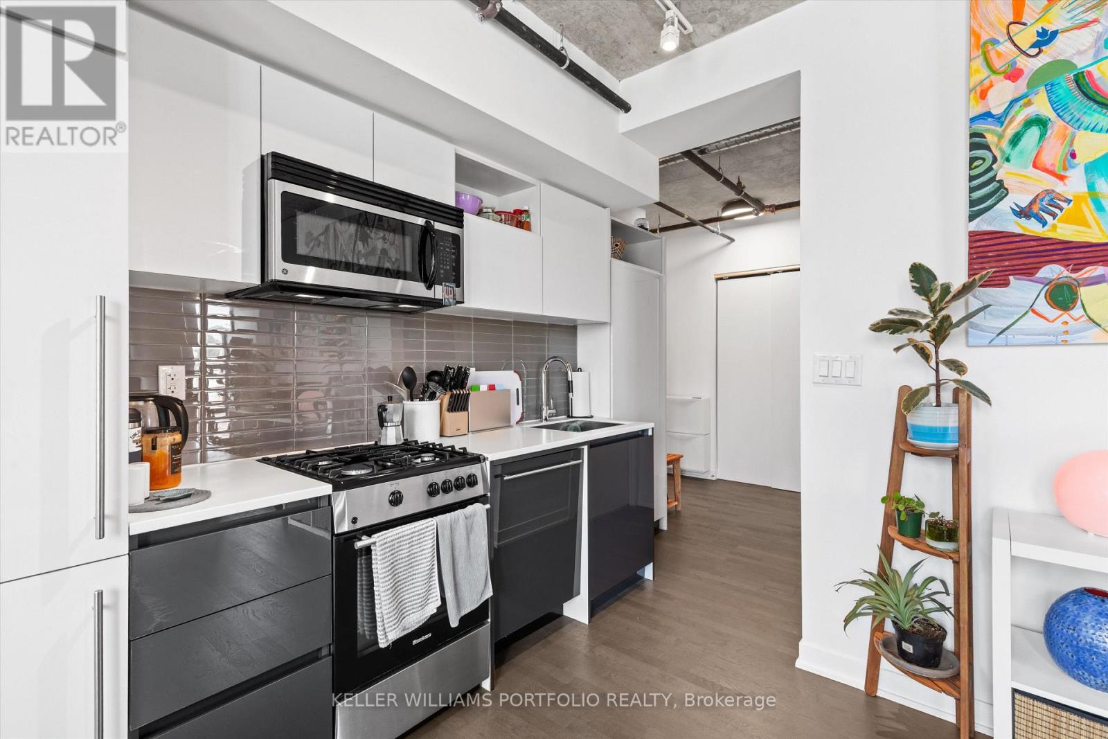 404 - 109 Wolseley Street, Toronto (Trinity-Bellwoods), Ontario  M6J 1K1 - Photo 9 - C13757708