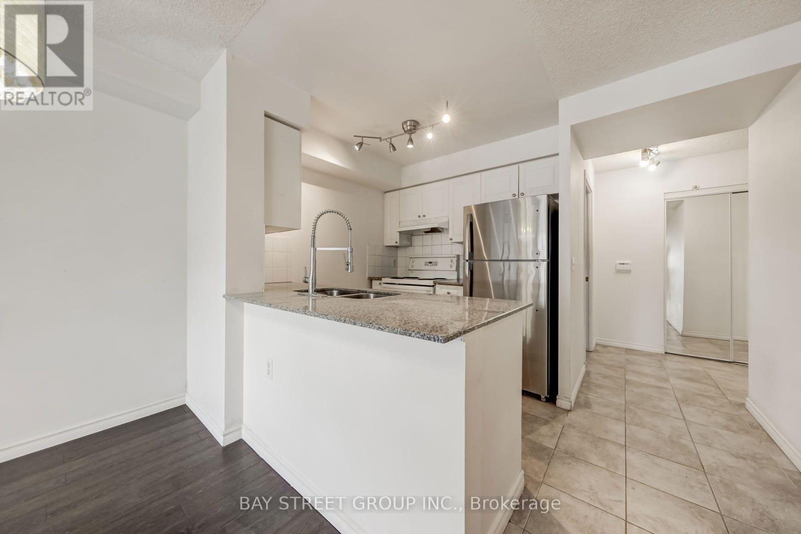 812 - 20 Olive Avenue, Toronto, Ontario  M2N 7G5 - Photo 23 - C13757744