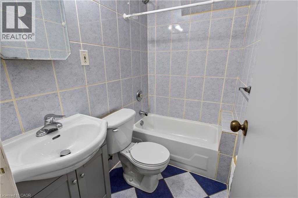492 Kerr Street, Oakville, Ontario  L6K 3C5 - Photo 13 - 40859326