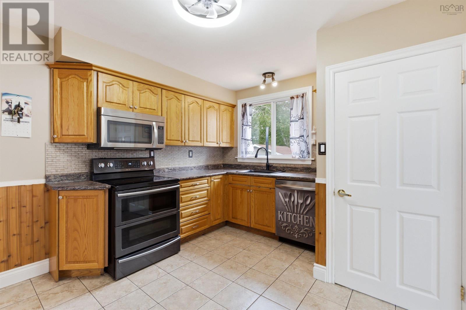 62 Chappell Street, Dartmouth, Nova Scotia B3A 3P5 - Photo 7 - 202622707