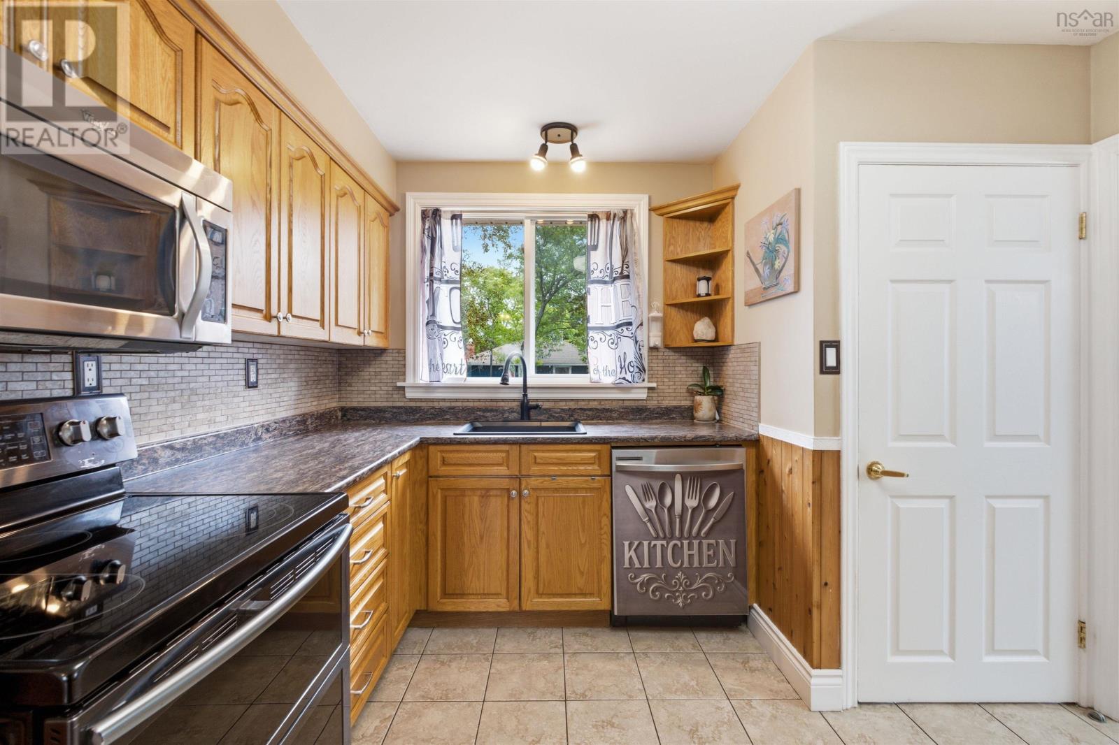 62 Chappell Street, Dartmouth, Nova Scotia B3A 3P5 - Photo 6 - 202622707