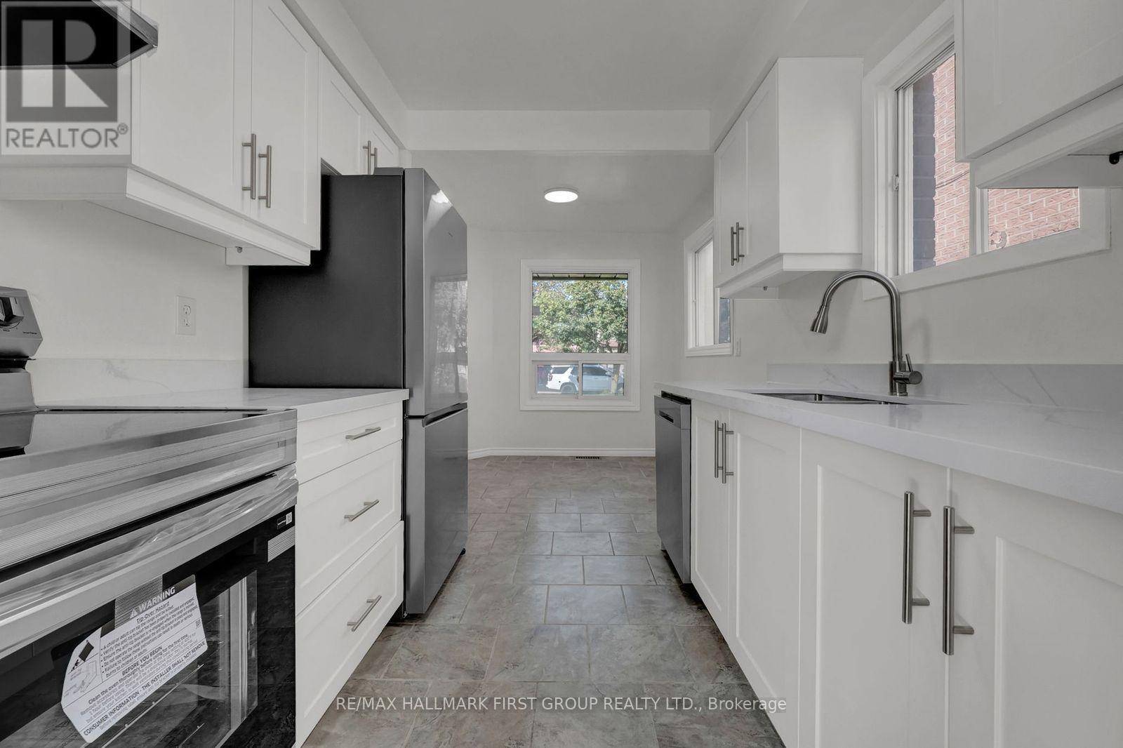 15 Millington Crescent, Ajax (Central), Ontario  L1T 1R1 - Photo 10 - E13757692
