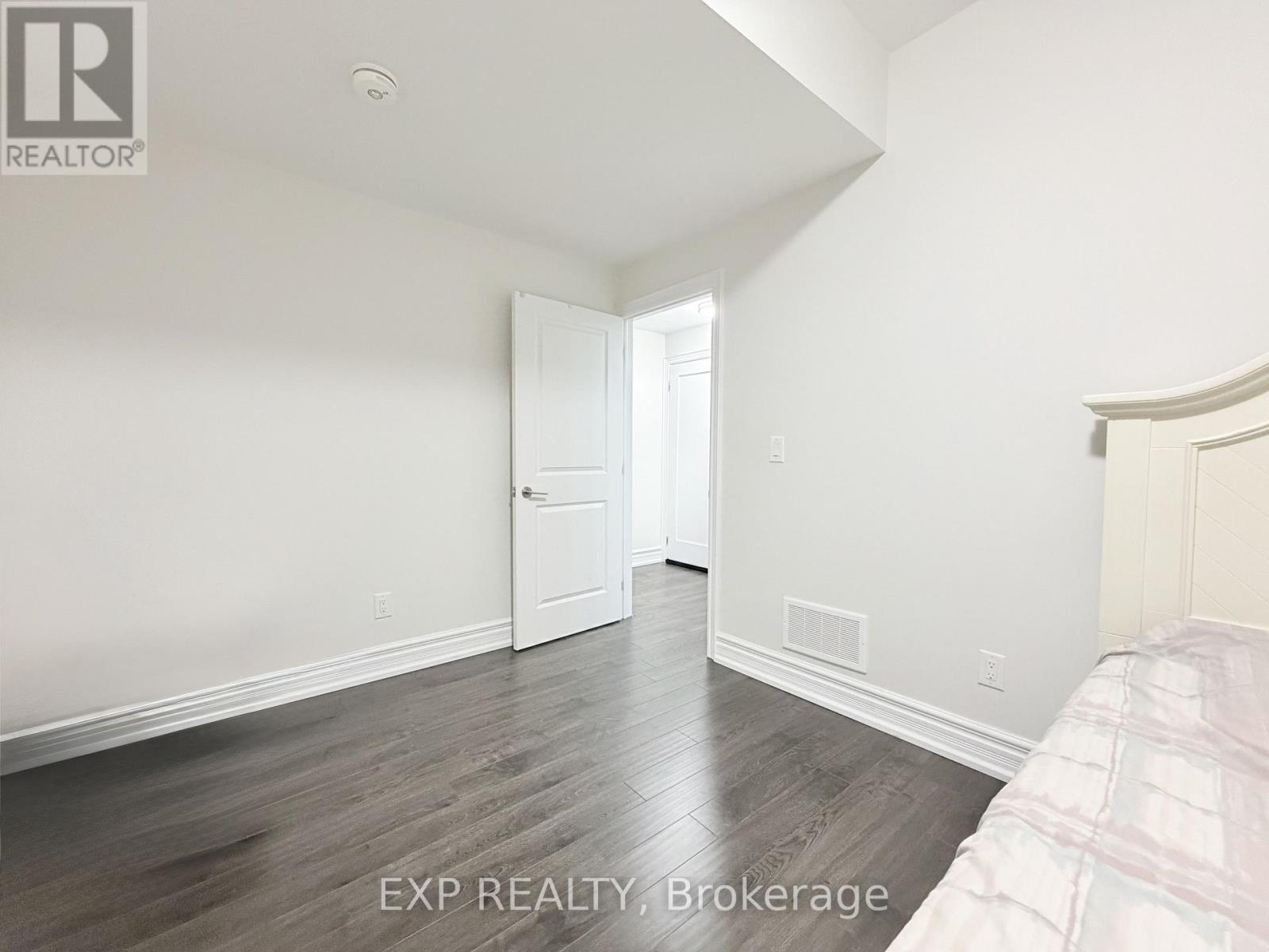 1606 Sandhurst Crescent, Pickering (Highbush), Ontario  L1V 6W2 - Photo 10 - E13757706