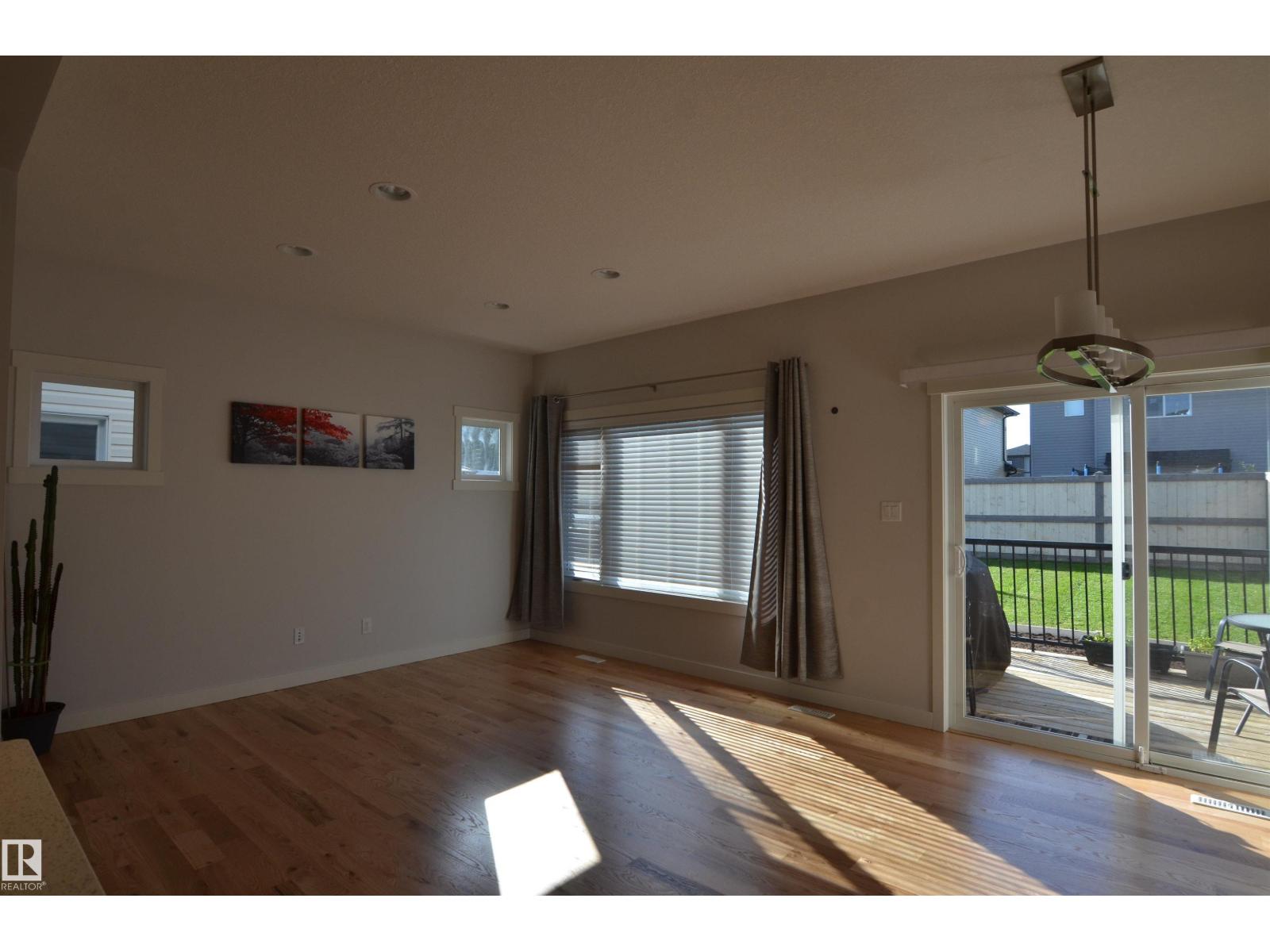 20745 99a Av NW, Edmonton, Alberta  T5T 7G4 - Photo 4 - E4507619