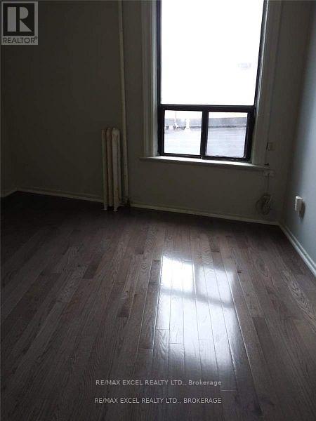 #3 - 2863 Dundas Street W, Toronto, Ontario  M6P 1Y9 - Photo 2 - W13757698