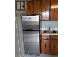 #3 - 2863 DUNDAS STREET W, Toronto, Ontario