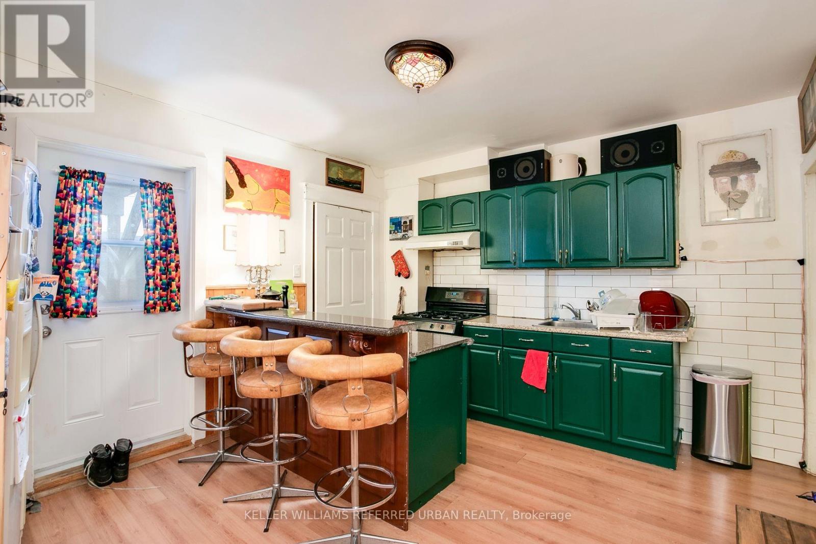 458 Concord Avenue, Toronto, Ontario  M6H 2P8 - Photo 10 - W13757704