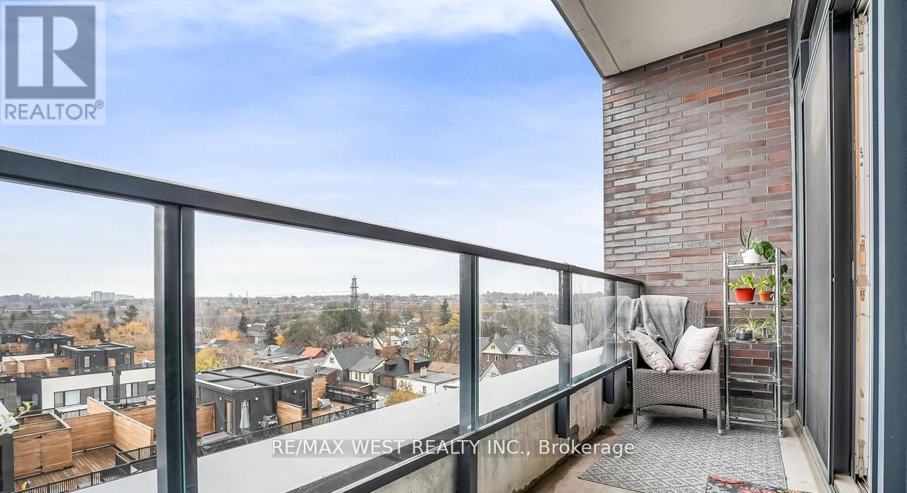 617 - 1808 St. Clair Avenue W, Toronto, Ontario  M6N 0C1 - Photo 19 - W13757730