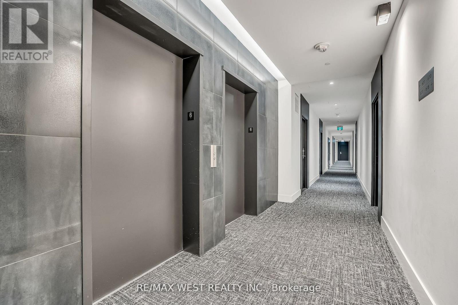 617 - 1808 St. Clair Avenue W, Toronto, Ontario  M6N 0C1 - Photo 6 - W13757730