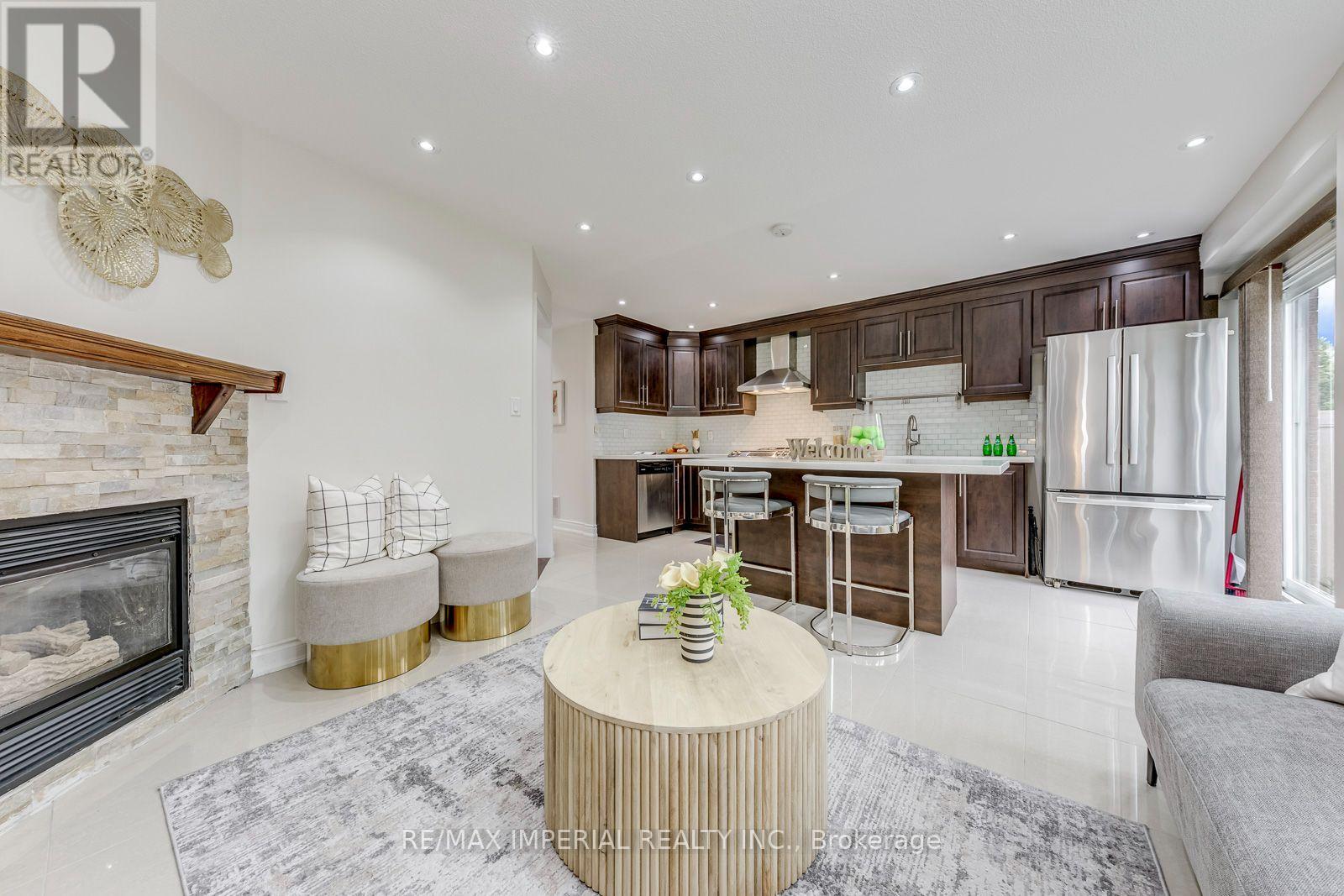 925 Cardington Street, Mississauga, Ontario  L5V 1Z8 - Photo 12 - W13757760