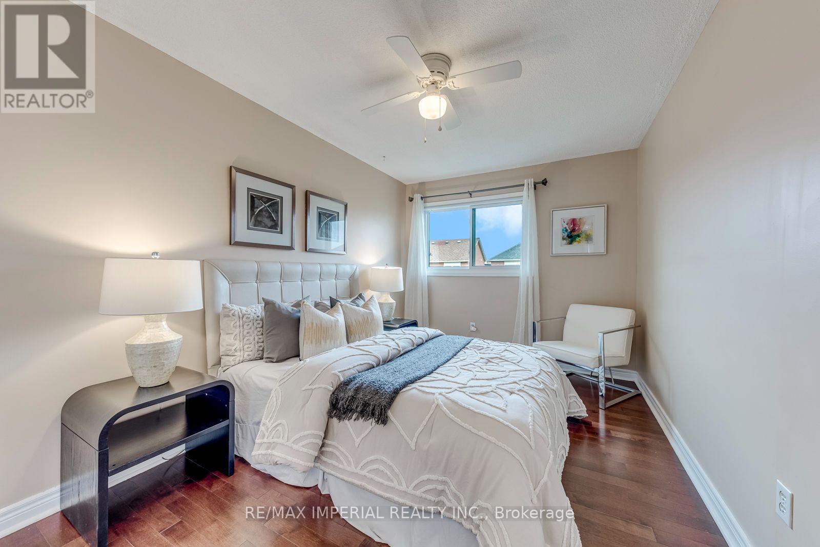 925 Cardington Street, Mississauga, Ontario  L5V 1Z8 - Photo 25 - W13757760