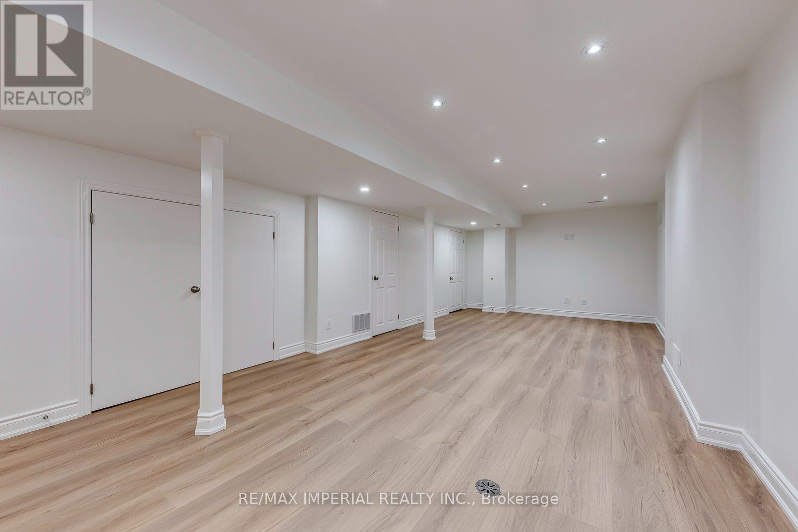 925 Cardington Street, Mississauga, Ontario  L5V 1Z8 - Photo 31 - W13757760