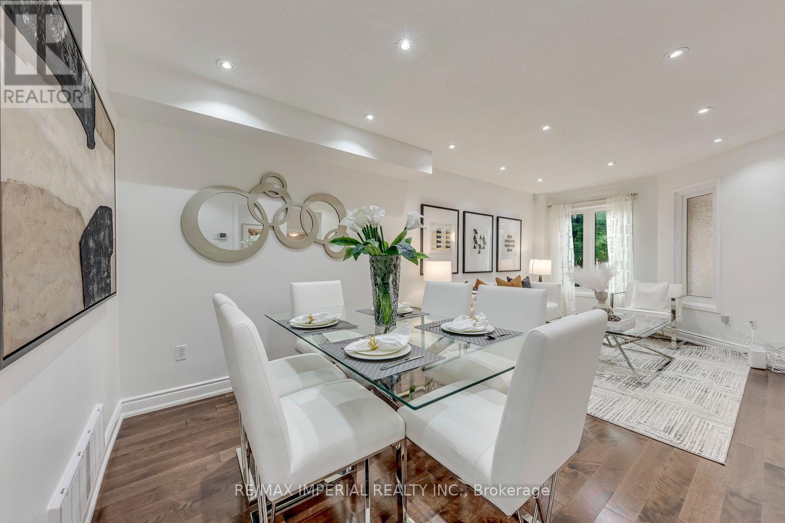 925 Cardington Street, Mississauga, Ontario  L5V 1Z8 - Photo 9 - W13757760