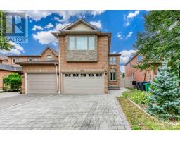925 CARDINGTON STREET, Mississauga, Ontario