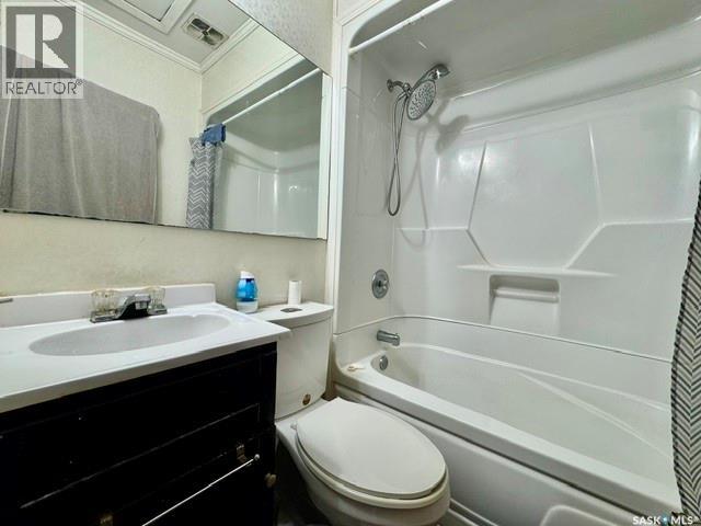102 1st Street Sw, Watson, Saskatchewan  S0K 4V0 - Photo 12 - SK047897