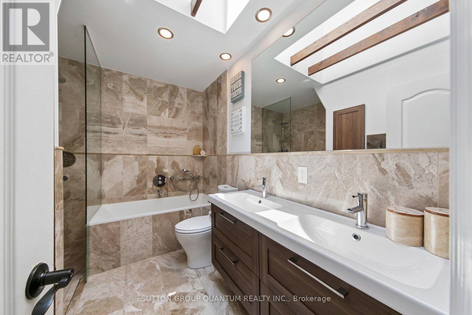 2621 Windjammer Road, Mississauga, Ontario  L5L 1H7 - Photo 12 - W13755306