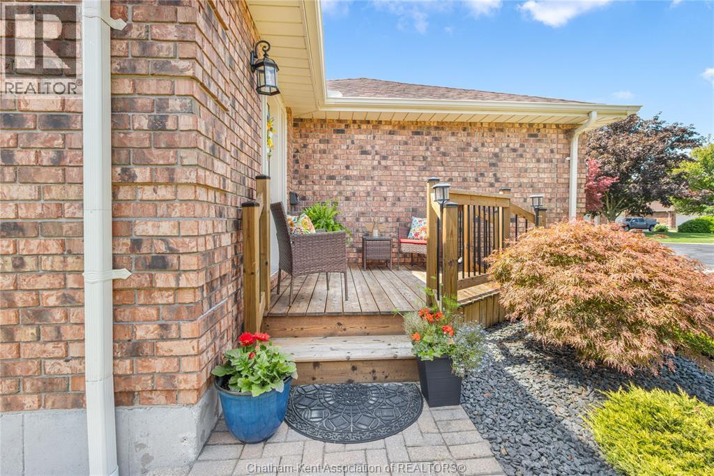 26-21 Earl Drive, Chatham, Ontario  N7M 6E7 - Photo 5 - 26021777