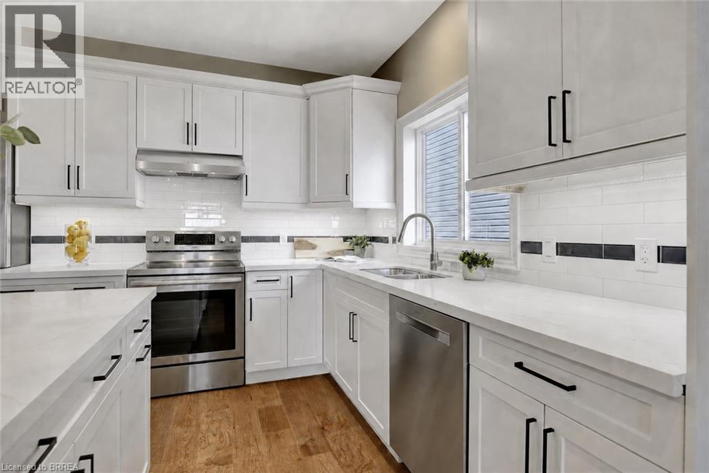 227 E Lafayette Street E, Jarvis, Ontario  N0A 1J0 - Photo 2 - 40861296