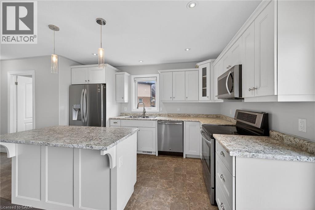 98 Macneil Court, Hagersville, Ontario  N0A 1H0 - Photo 11 - 40861581