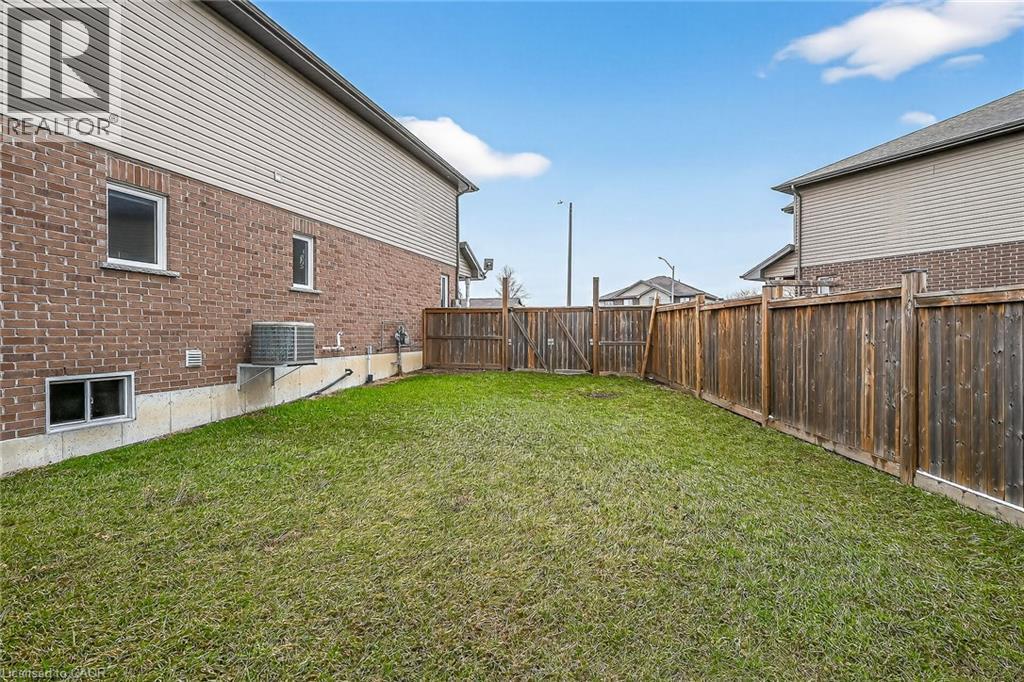 98 Macneil Court, Hagersville, Ontario  N0A 1H0 - Photo 39 - 40861581