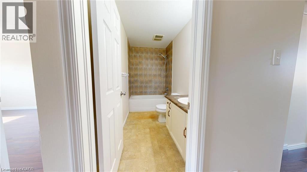 11 Sorrento Street, Kitchener, Ontario  N2R 0A4 - Photo 16 - 40861579