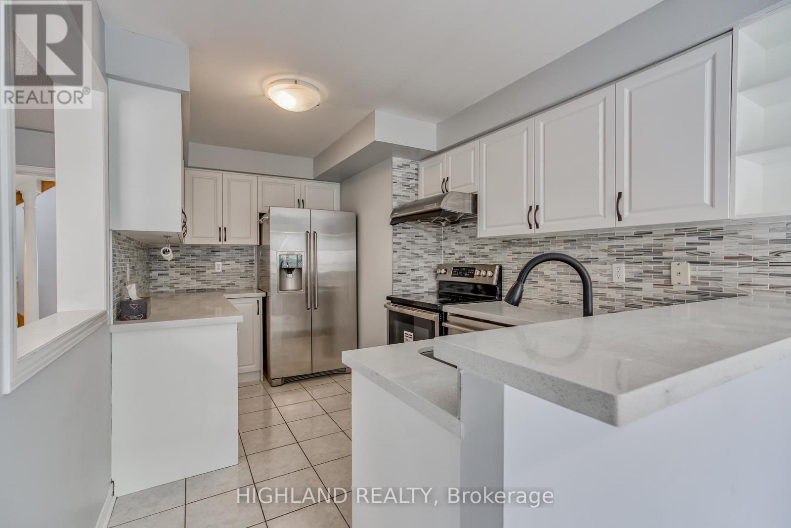5898 Manzanillo Crescent, Mississauga, Ontario  L5M 6Y6 - Photo 11 - W13757780