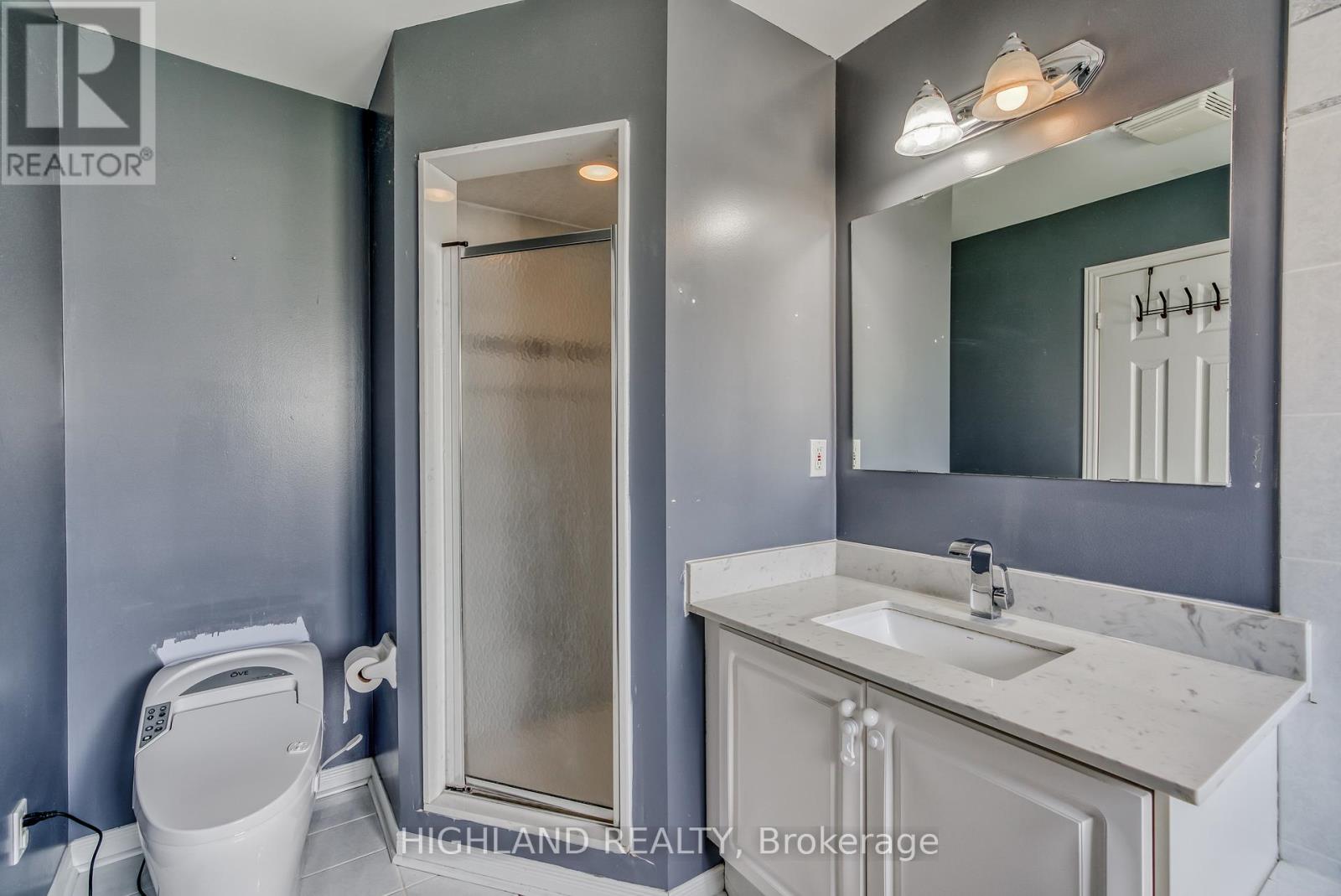 5898 Manzanillo Crescent, Mississauga, Ontario  L5M 6Y6 - Photo 19 - W13757780