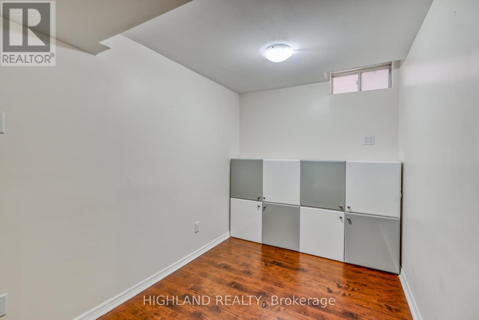 5898 Manzanillo Crescent, Mississauga, Ontario  L5M 6Y6 - Photo 28 - W13757780