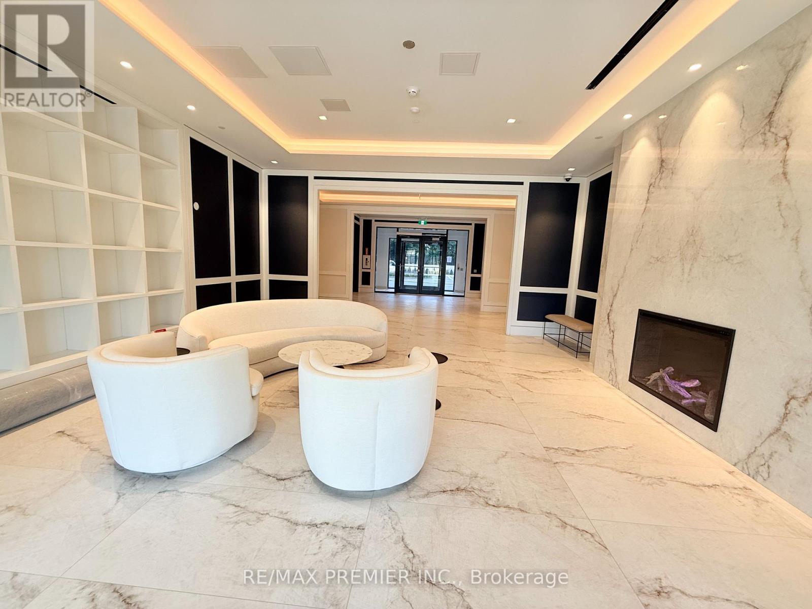 2116 - 4010 Eglinton Avenue W, Toronto, Ontario M9A 0G5 - Photo 3 - W13757782