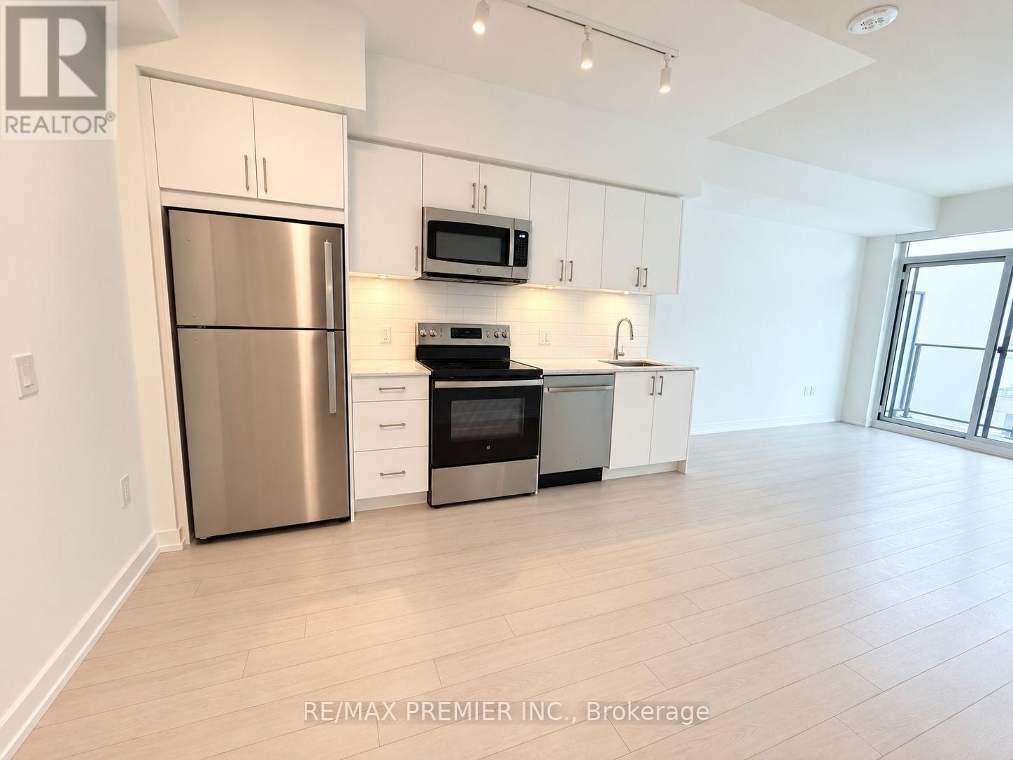 2116 - 4010 Eglinton Avenue W, Toronto, Ontario M9A 0G5 - Photo 6 - W13757782
