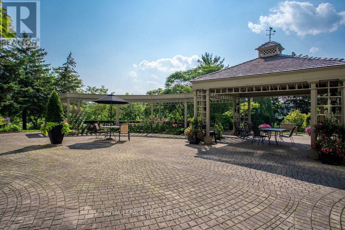 712 - 2511 Lakeshore Road W, Oakville, Ontario  L6L 6L9 - Photo 43 - W13755296