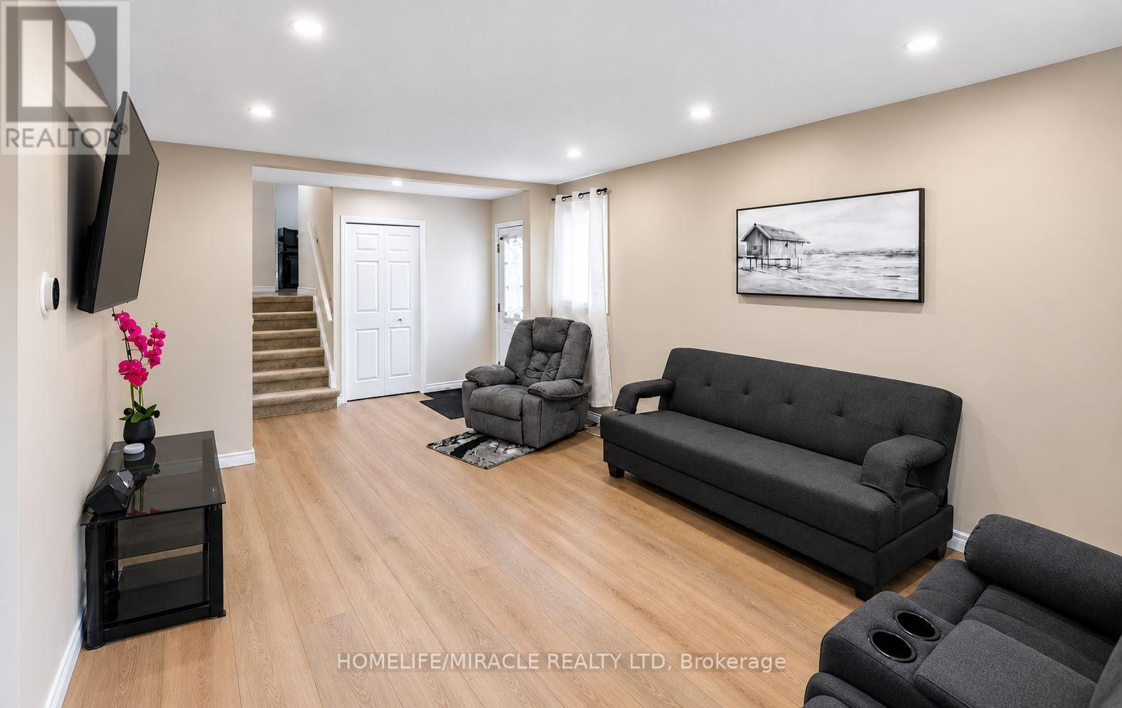 365 Blue Forest Drive, London North, Ontario  N6G 3K1 - Photo 4 - X13756238