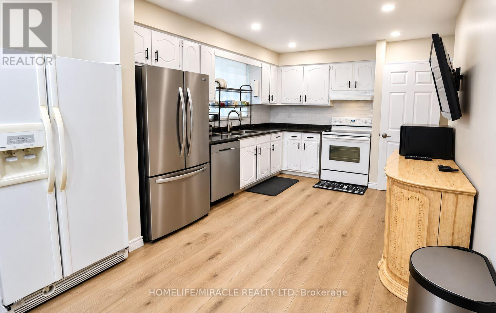 365 Blue Forest Drive, London North, Ontario  N6G 3K1 - Photo 7 - X13756238