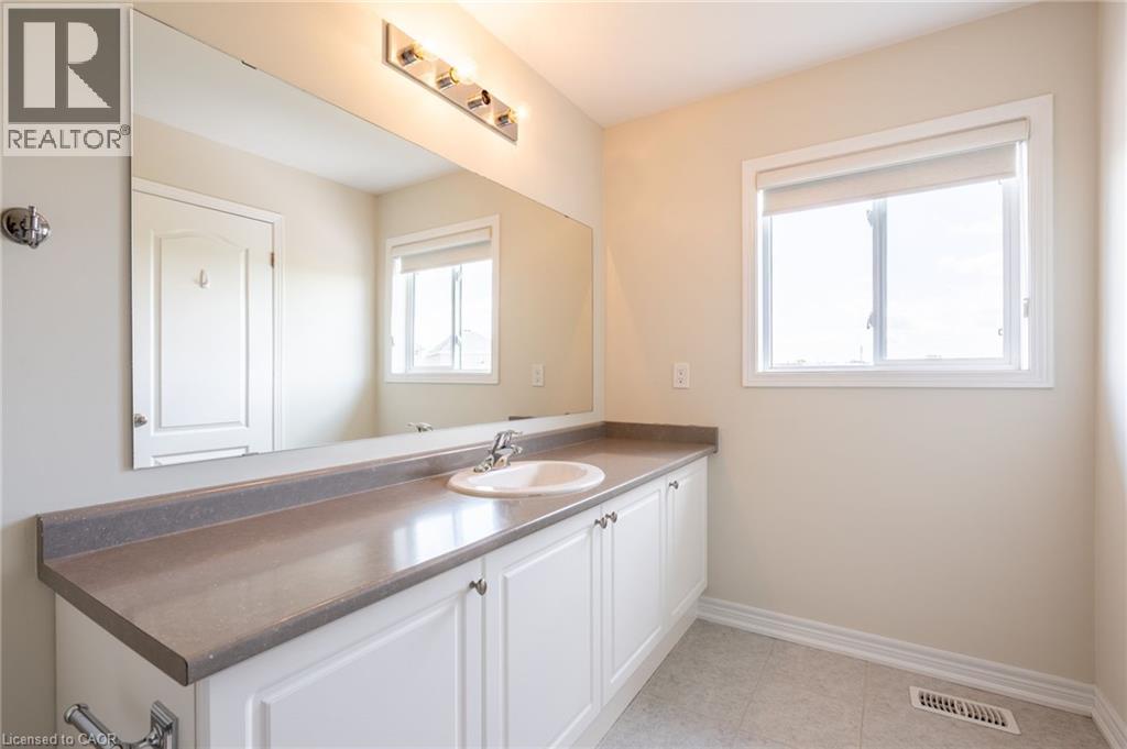 175 Lormont Boulevard, Stoney Creek, Ontario  L8J 0K1 - Photo 37 - 40861558