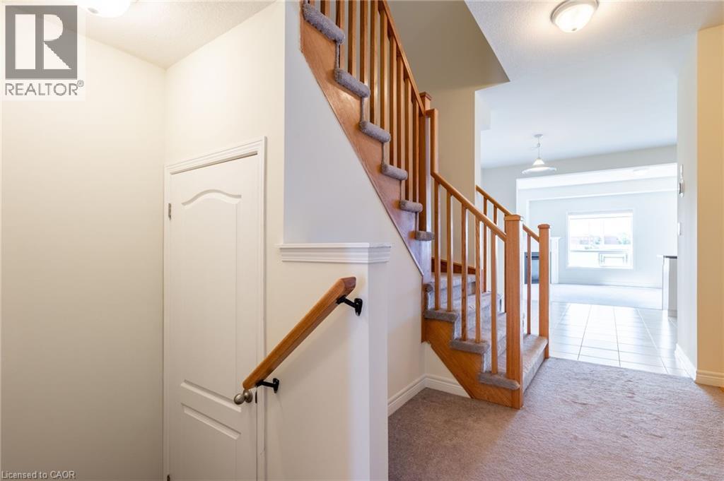 175 Lormont Boulevard, Stoney Creek, Ontario  L8J 0K1 - Photo 7 - 40861558