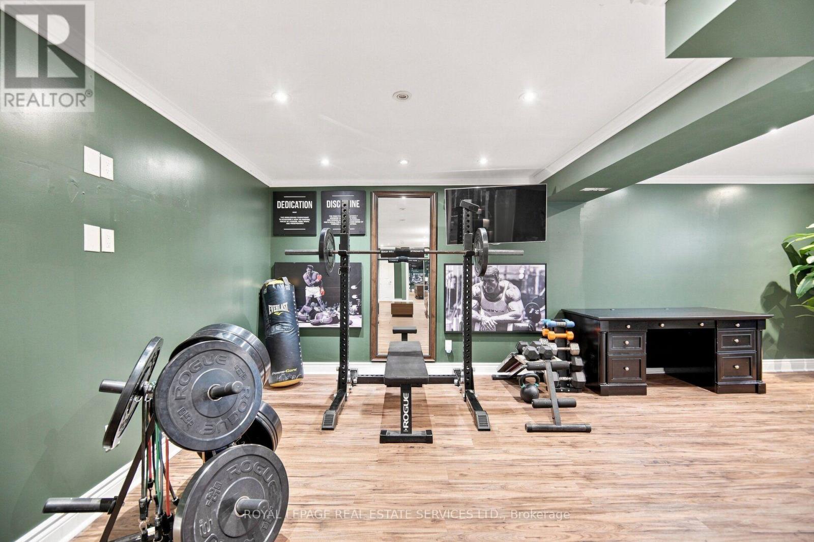 15 Velma Drive, Toronto, Ontario  M8Z 2N2 - Photo 32 - W13757754