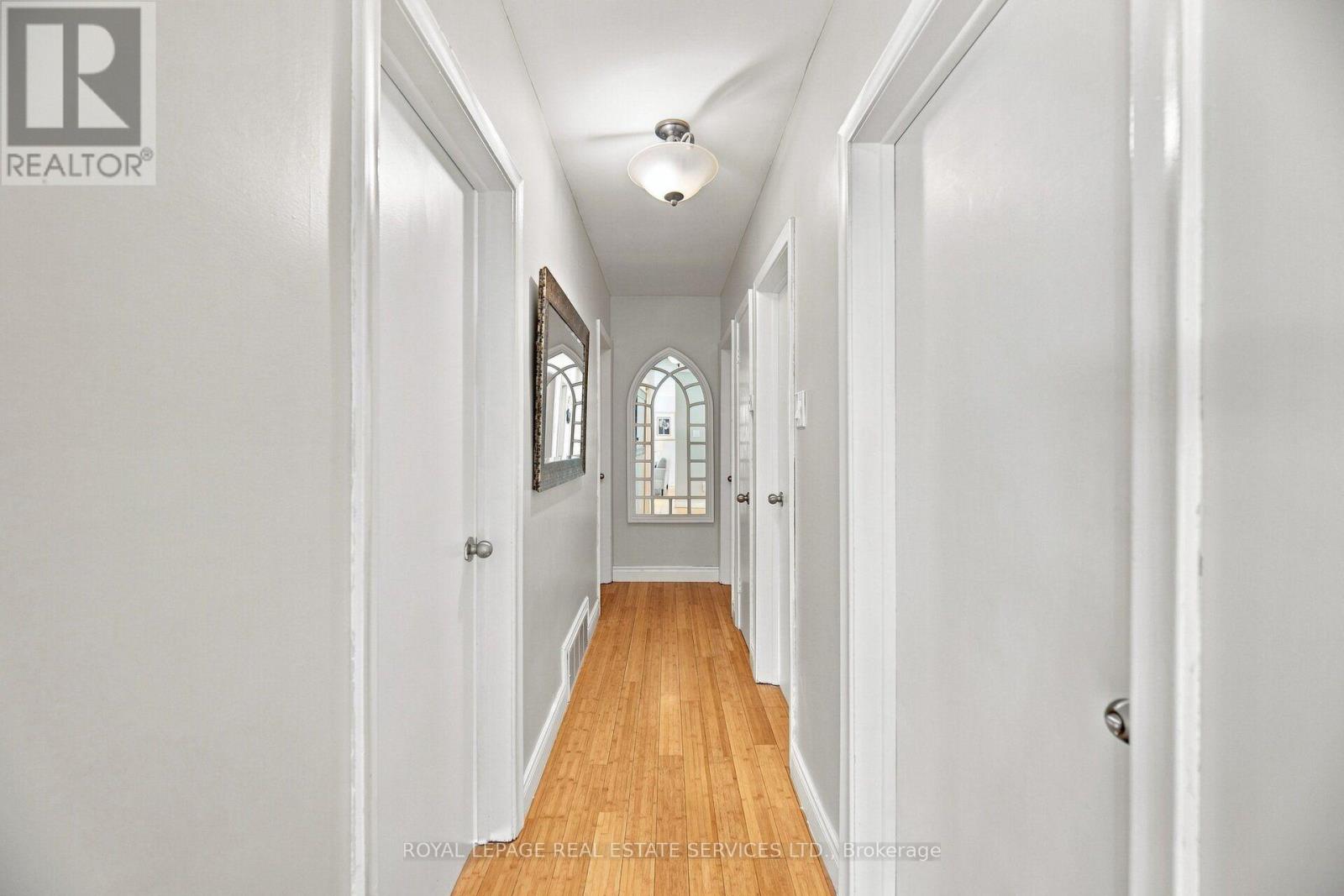 15 Velma Drive, Toronto, Ontario  M8Z 2N2 - Photo 17 - W13757754