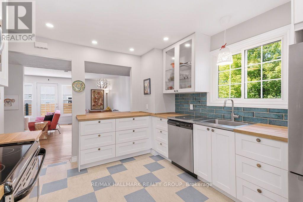 295 Beechgrove Avenue, Ottawa, Ontario  K1Z 6R4 - Photo 10 - X13757842
