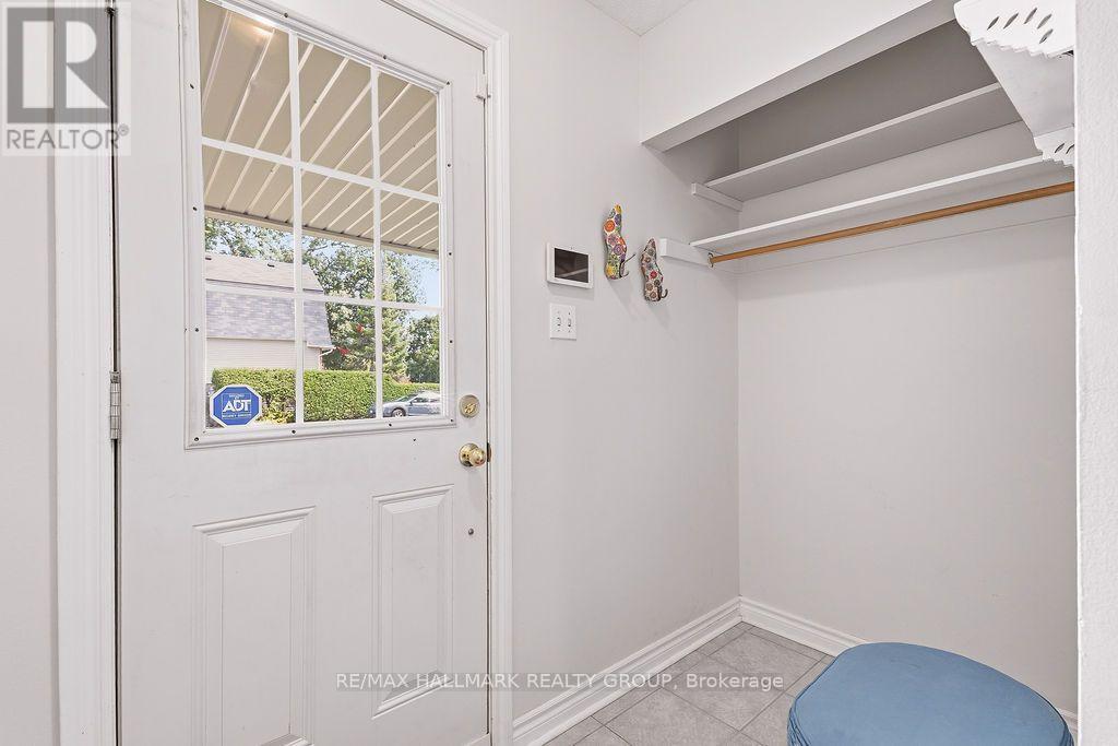295 Beechgrove Avenue, Ottawa, Ontario  K1Z 6R4 - Photo 3 - X13757842