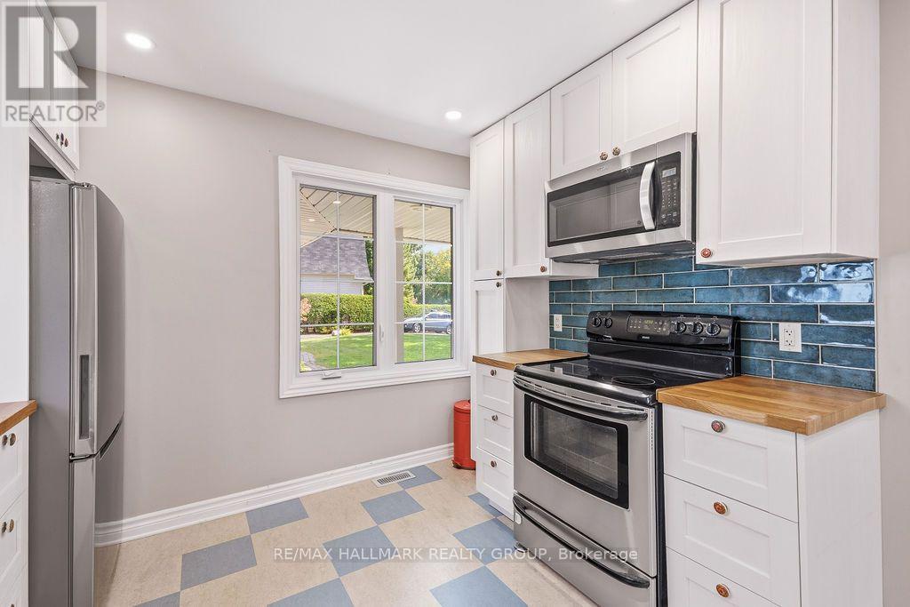 295 Beechgrove Avenue, Ottawa, Ontario  K1Z 6R4 - Photo 9 - X13757842