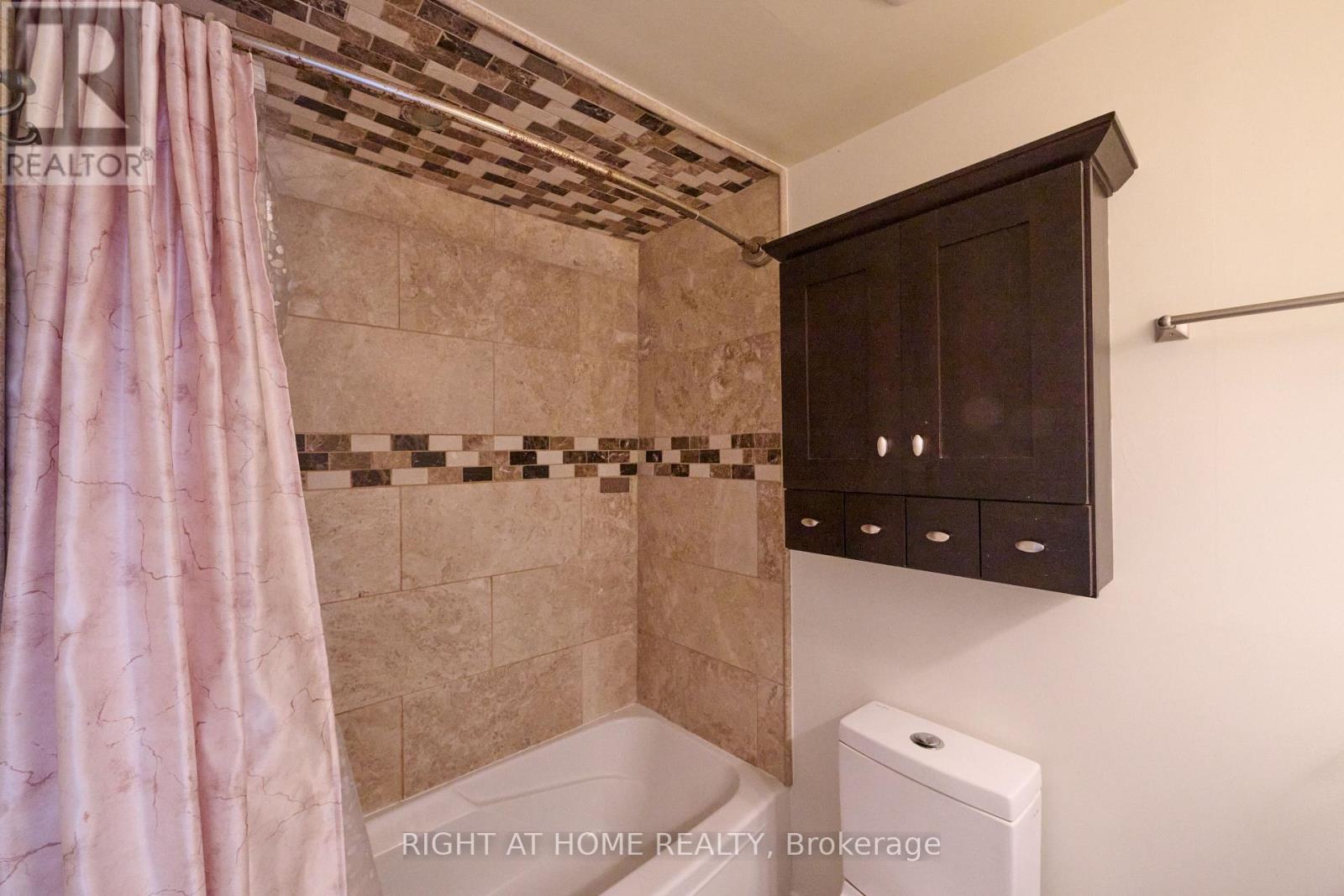 169rc - 169 Rusty Crest Way, Toronto, Ontario  M2J 2Y5 - Photo 12 - C13757848